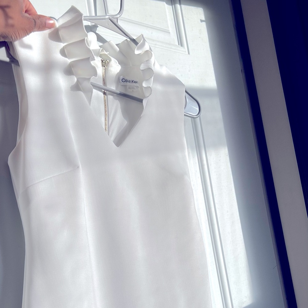 Midi Dress with Ruffled Collar